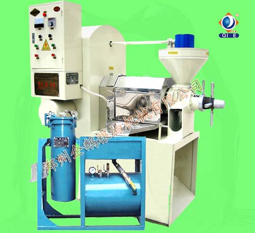 恭賀鄭州企鵝小型榨油機(jī)銷量破十萬(wàn)