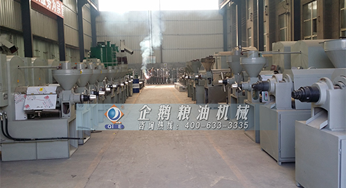 新型榨油機(jī).jpg